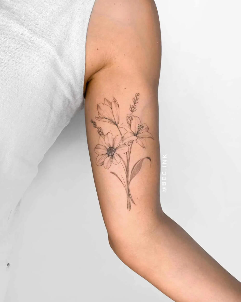 25 Colorful Floral Tattoos That Are Anything But Boring - 165