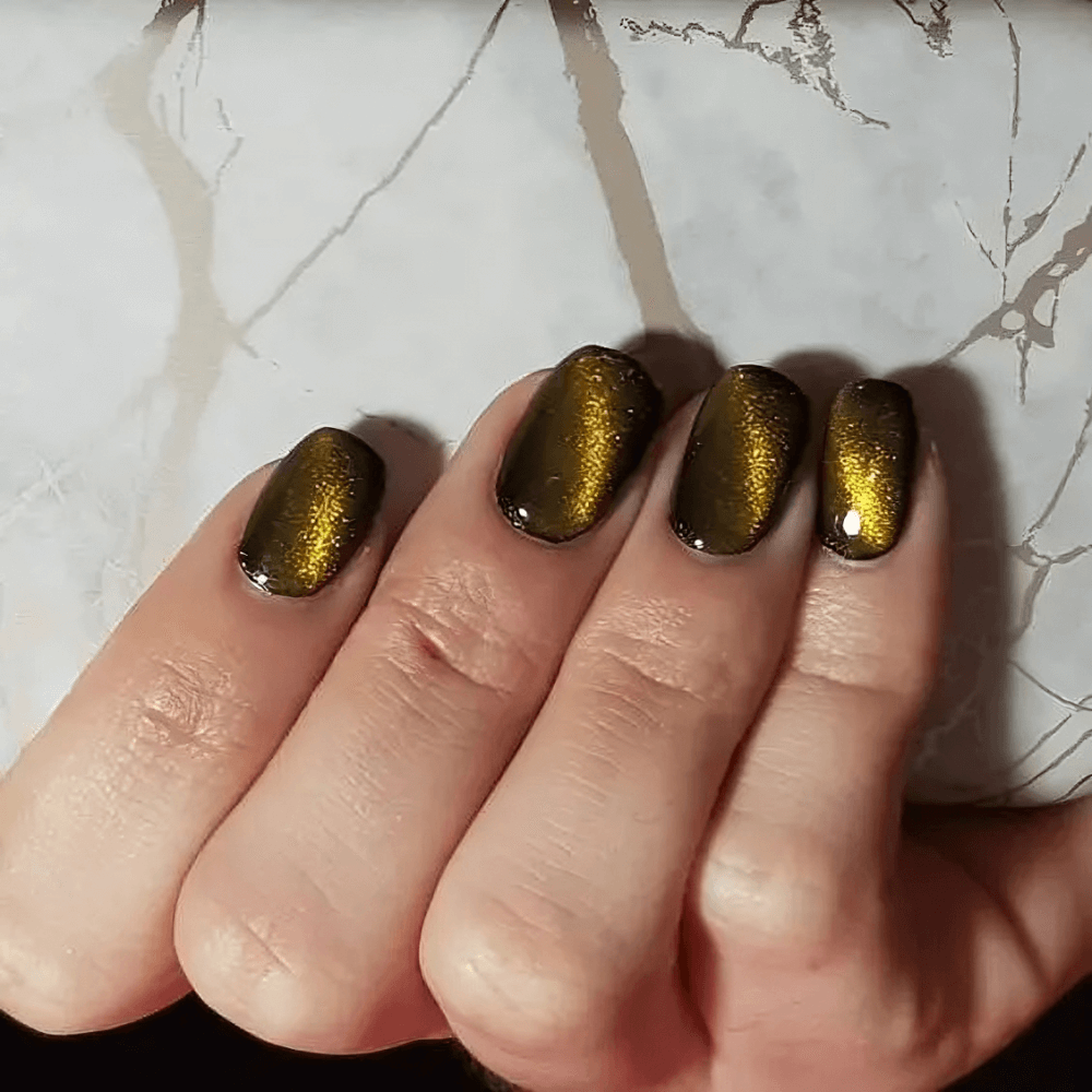 30 Hottest Cat Eye Nails: The Trendiest Manicure Style - 243