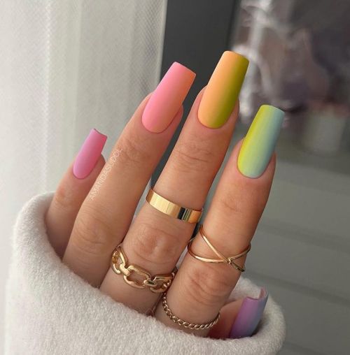 pastel nails