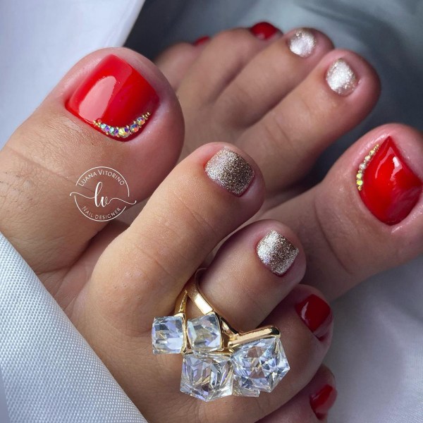 Red Pedicure with Two Gold Nails