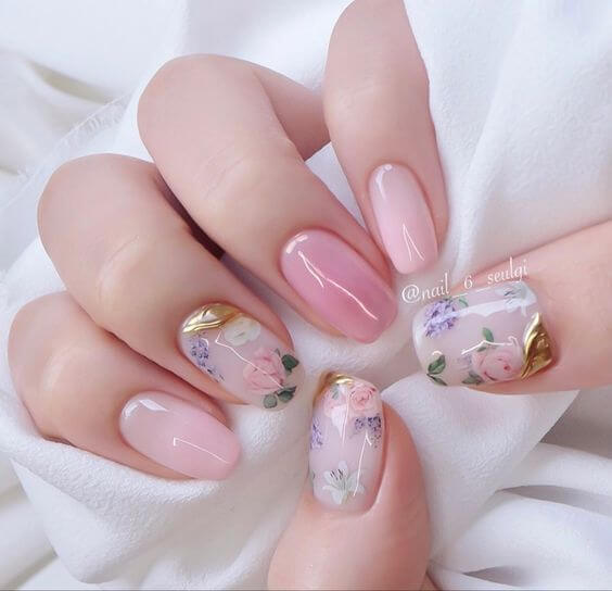 30 Alluring Floral Nail Ideas That Will Turn Your Hands Into Mini-Gardens - 199