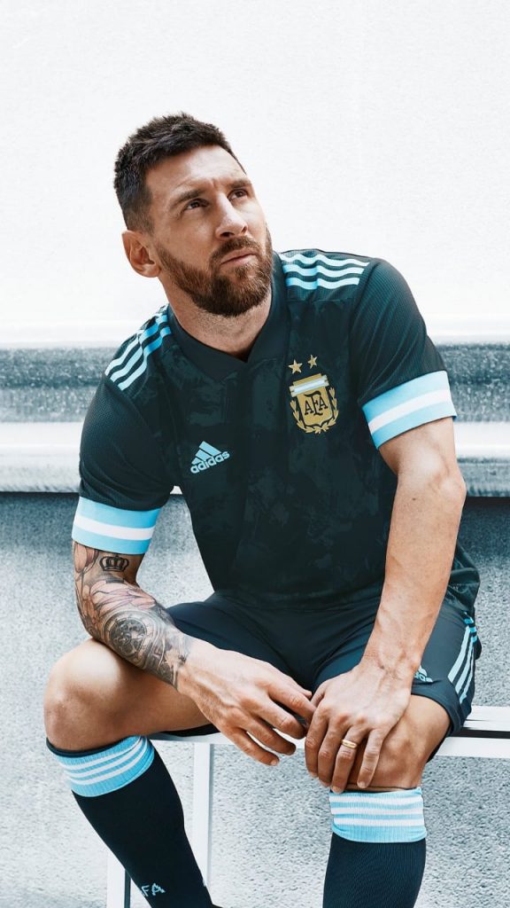 Argentina away shirt released, Lionel Messi wears kit | Mundo Albiceleste