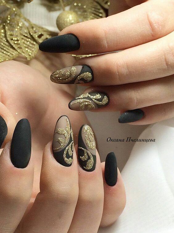 20 Enigmatically Dazzling Black Glitter Nails That Are More Glam Than Goth - 99