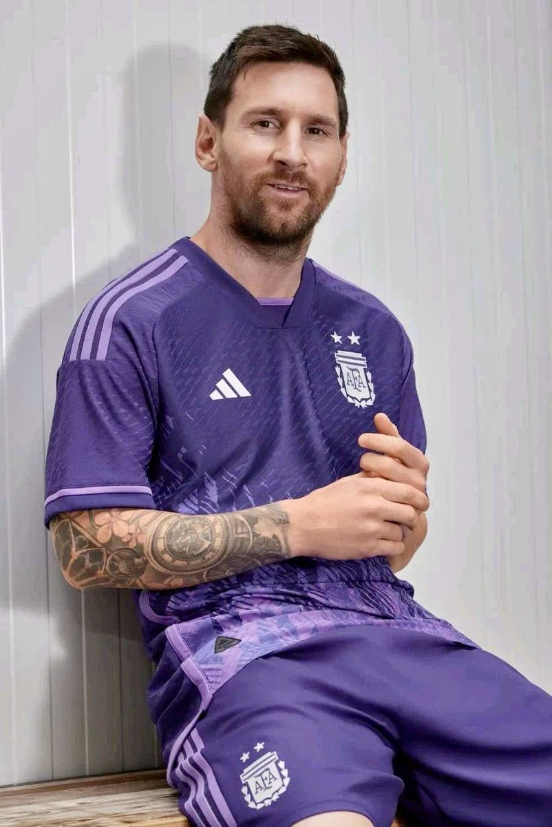Roy Nemer on X: " Lionel Messi in the new Argentina national team away kit  for the 2022 World Cup in Qatar.  https://t.co/GWtUYNjtBq" / X