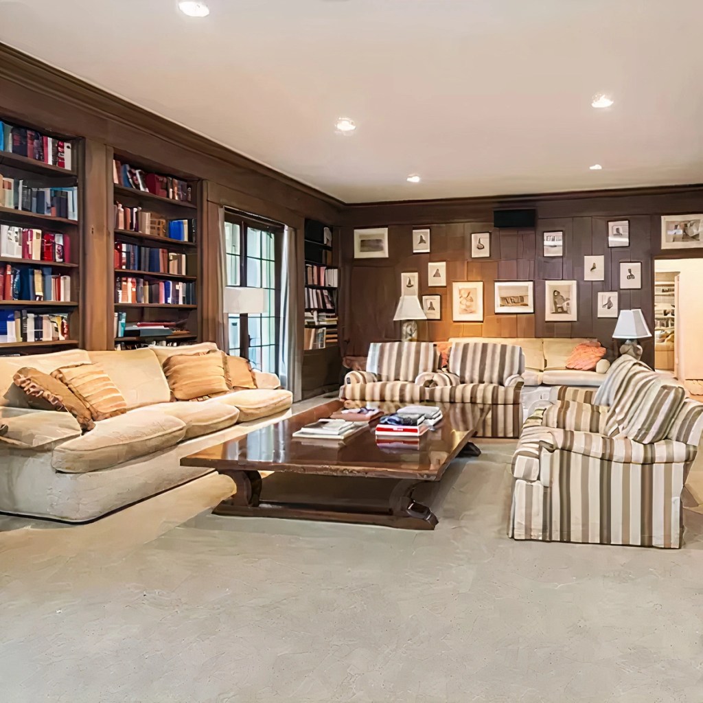 Study Area in Taylor Swift's Beverly Hills Home