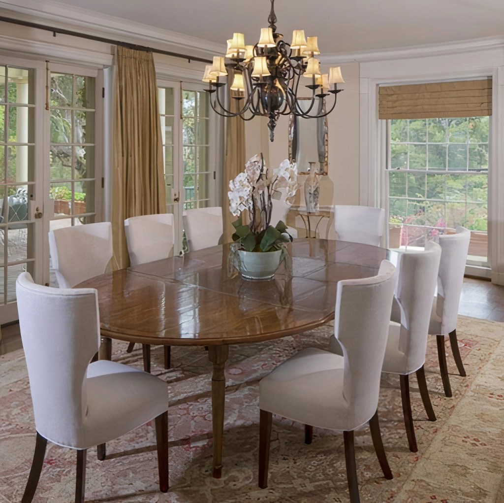 Dining Area in Taylor Swift's Beverly Hills Home