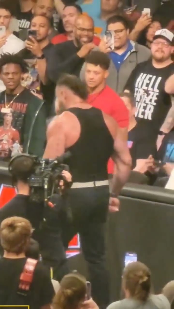 Braun Strowman face off with Patrick Mahomes at WWE RAW - YouTube
