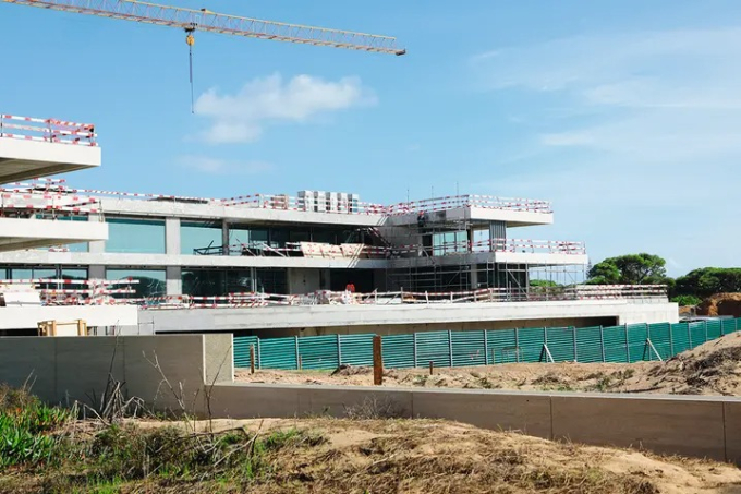 Close-up of Portugal's most expensive super villa being built by Ronaldo: 2,700 m2 wide, rough price of more than 550 billion - Photo 2.