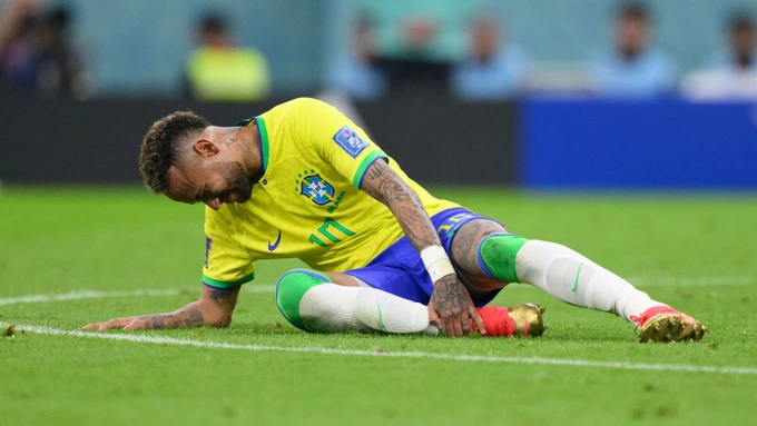 "221125075457-01-neymar-lesión-copa-mundial-1124-5611.jpg"