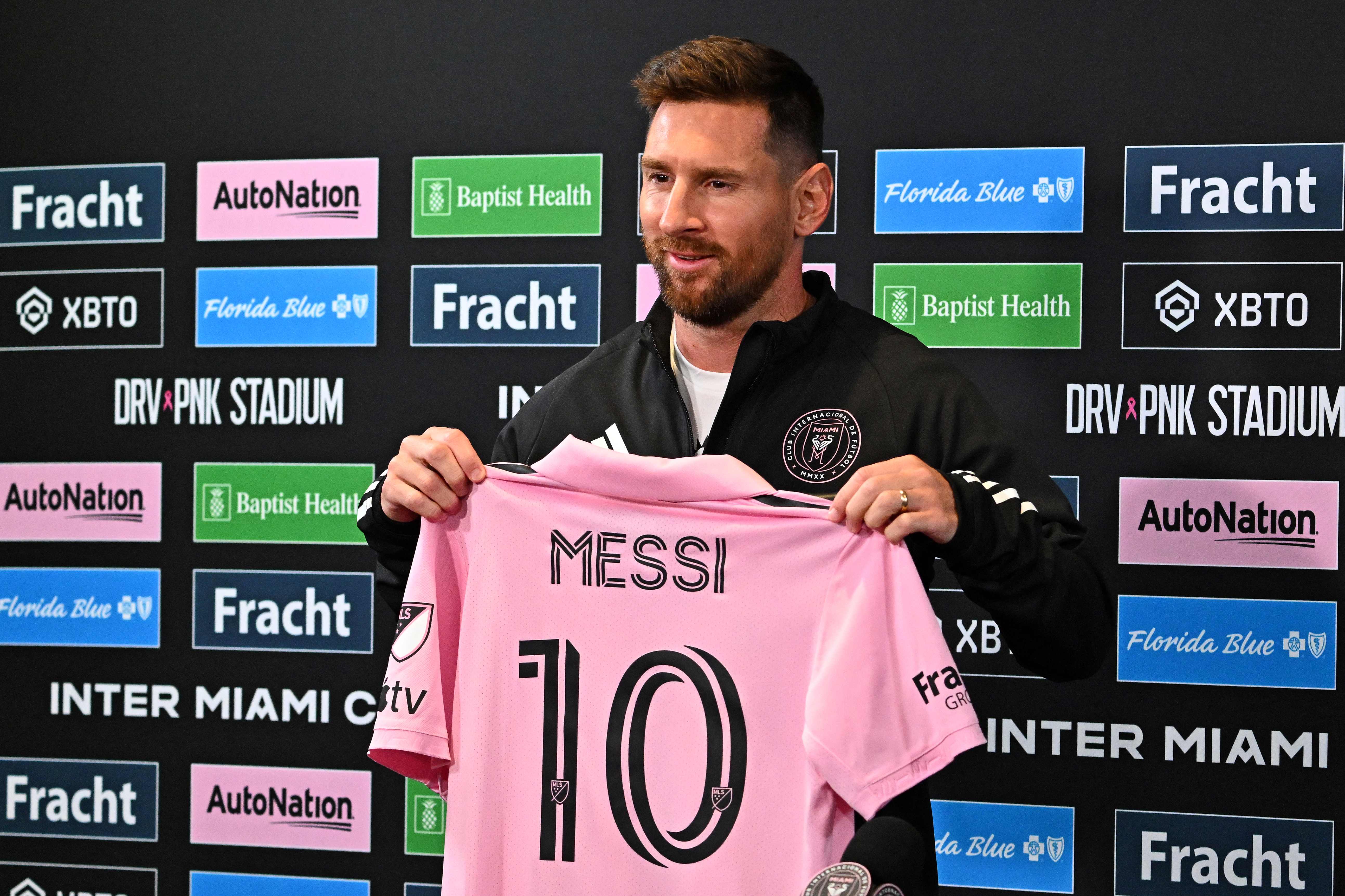 Vogue magazine name Messi Inter Miami jersey among key fashion items of 2023 - AS USA