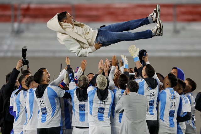 Di Maria burst into tears at Messi's touching message, Argentina team won big against Chile - Photo 3.