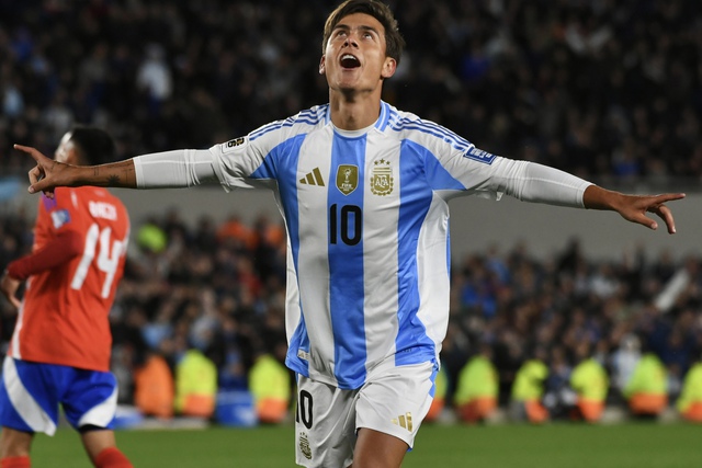 Di Maria burst into tears at Messi's touching message, Argentina team won big against Chile - Photo 5.