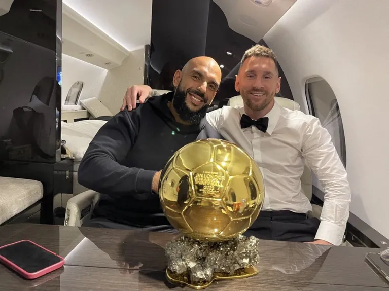 El guardaespaldas de Lionel MESSI aprovechó la gala del Balón de Oro y se sacó la FOTO MÁS ESPERADA | TN